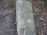 Оставшиеся надгоробные камни на кладбище при церкви